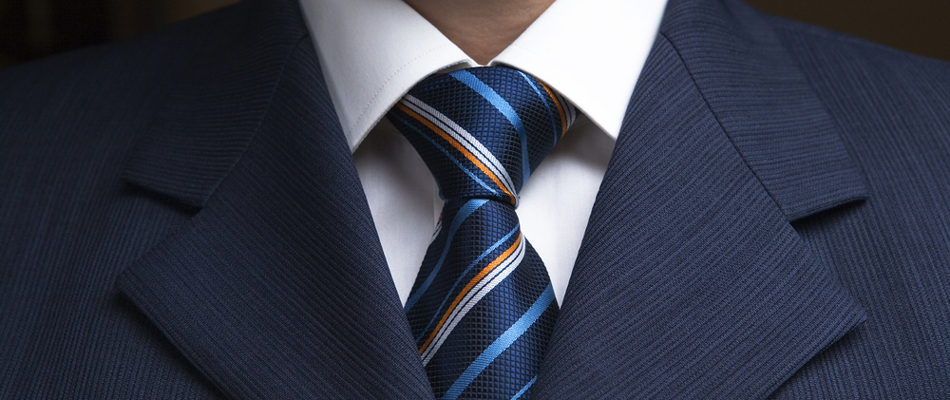 ネクタイのディンプルを1日中美しく保つ秘訣とは？